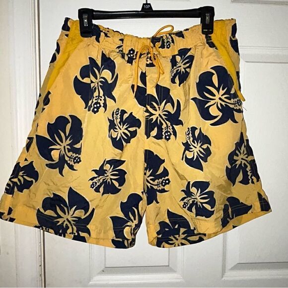 St. John’s Bay Floral Print Swim Shorts - Picture 1 of 7